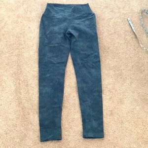 ALO Airbrush Leggings